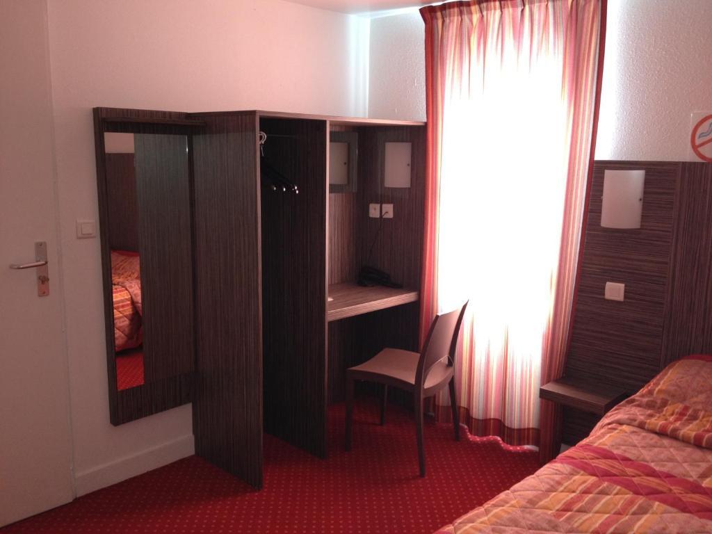 Fasthotel Toulon Cuers Εξωτερικό φωτογραφία