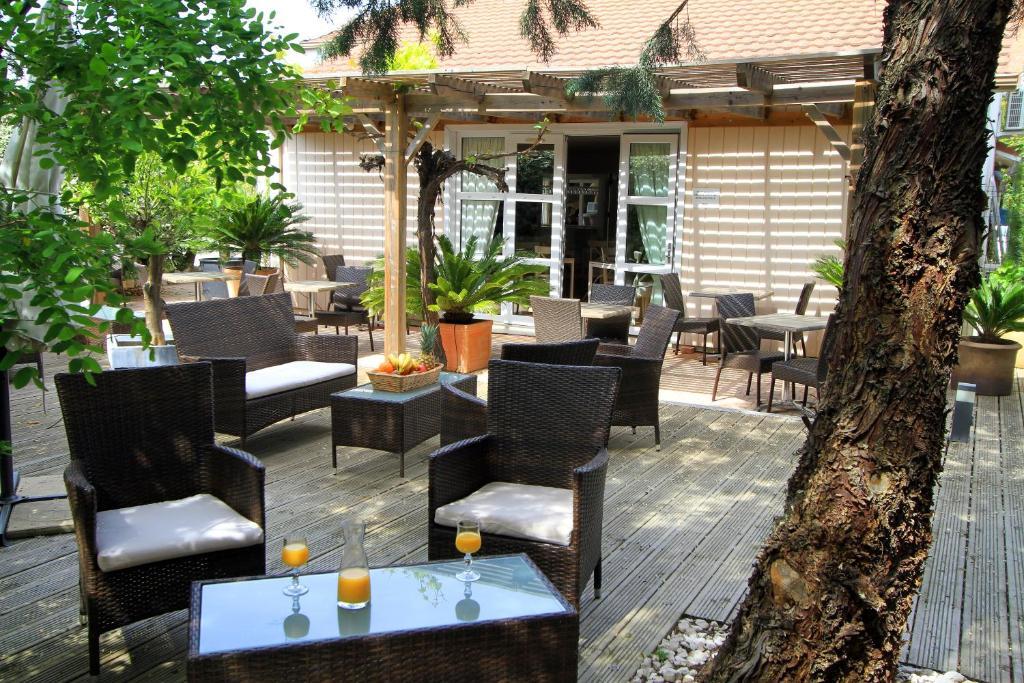 Fasthotel Toulon Cuers Εξωτερικό φωτογραφία